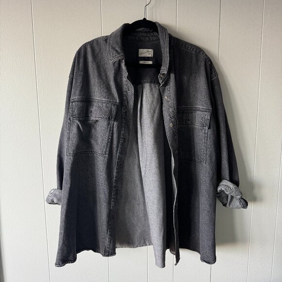 Universal Thread Oversized Denim Shirt Jacket XXL Gray Button Down Shacket - Picture 1 of 3
